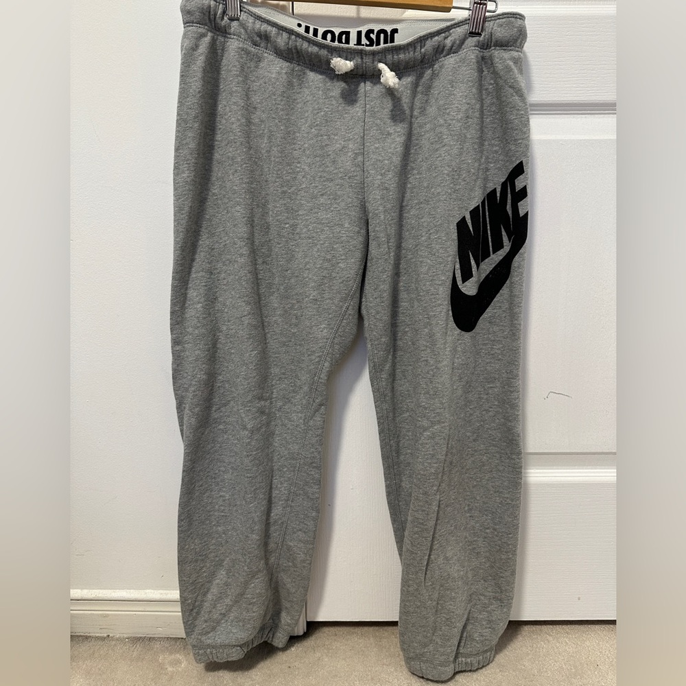 Nike Grey Jogging Pants